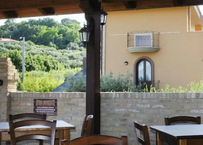 מלון Vecchio Frantoio Rosa - Pet Friendly *