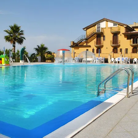 Vecchio Frantoio Rosa - Pet Friendly Martinsicuro