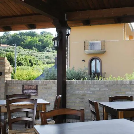 Hotel Vecchio Frantoio Rosa *
