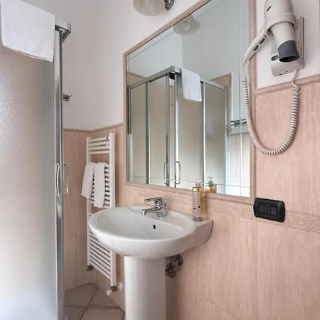 מלון Vecchio Frantoio Rosa - Pet Friendly