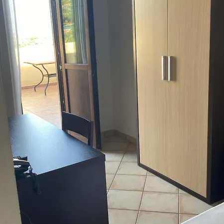 Vecchio Frantoio Rosa - Pet Friendly מרטינסיקורו